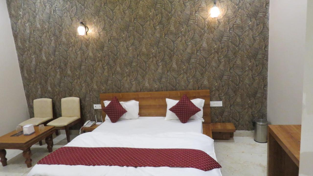 Raja Ji Hotels & Restaurant Jind Kültér fotó