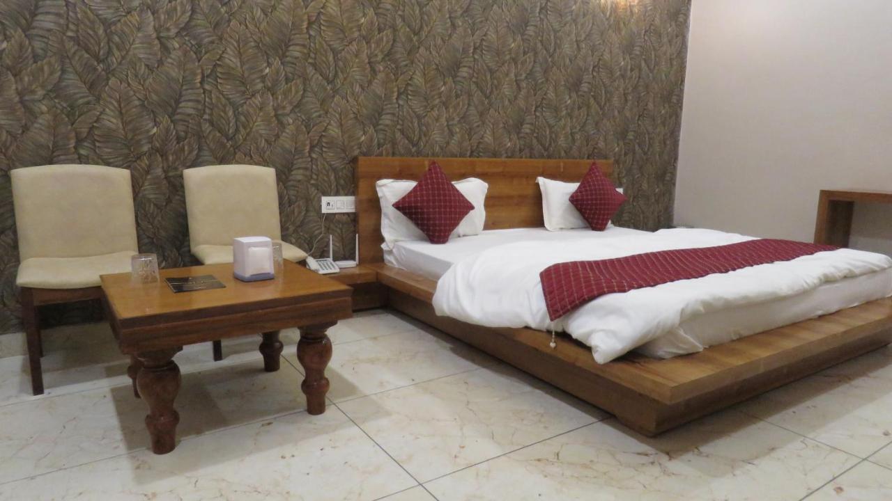 Raja Ji Hotels & Restaurant Jind Kültér fotó